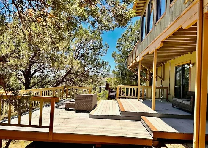 Juniper Views Courthouse Whisky Row Holiday home *